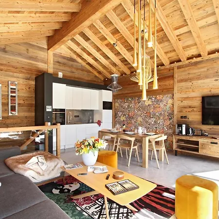 Apartment Le 1700 *
